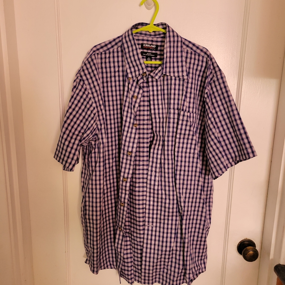 Kirkland men's short sleeve shirt
